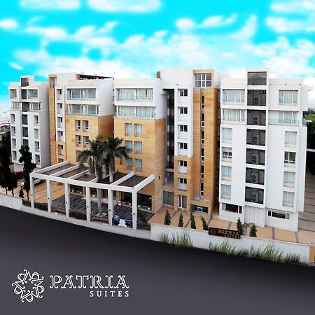 Quality Inn Patria Suites, Rajkot Esterno foto